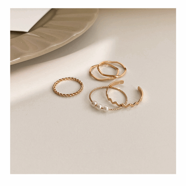 Golden/Sliver Minimalist Stacking Rings Set – 5 Pieces