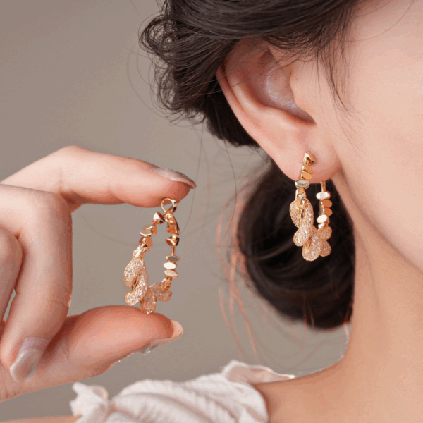db0f1101ea0cae7542884d136d1a0b4 Twist Mesh Hoop Earrings