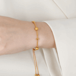 Golden Daisy Chain Bracelet – Titanium Steel with Zircon Petals
