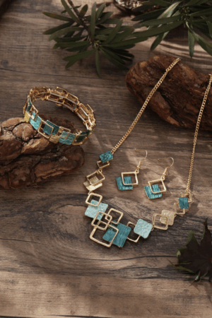 Hand-Painted Geometric Jewelry Set – Necklace, Bracelet & Earrings