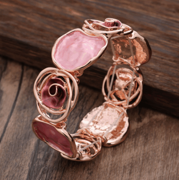 Vintage Rose Hollow Bangle – Hand-Painted Adjustable Floral Bracelet