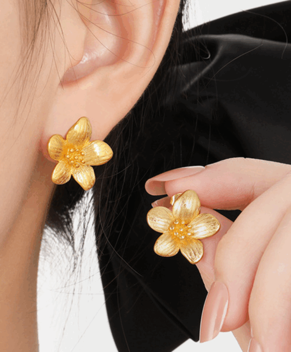 Gold Textured Flower Stud Earrings – Titanium Steel Vintage Bloom