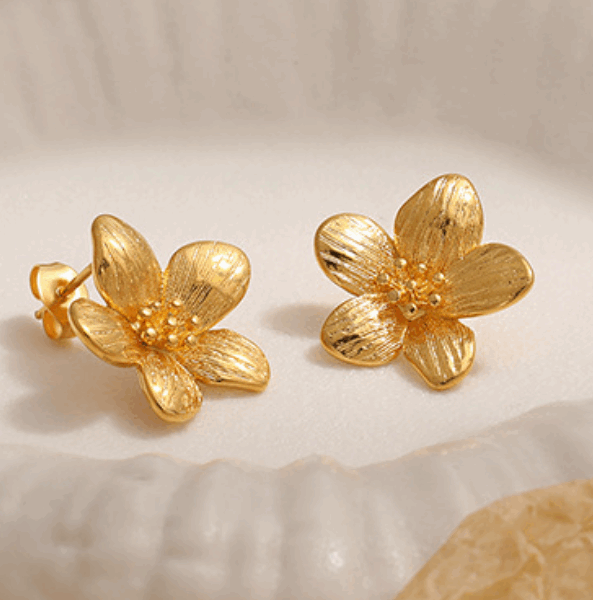 Gold Textured Flower Stud Earrings – Titanium Steel Vintage Bloom