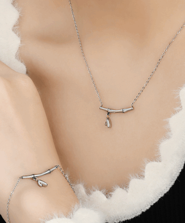 fb53687598f00c1f56ffd0cbb3c29e9 Bar Pendant Necklace & Bracelet Set – Minimalist Titanium Steel with Drop Detail